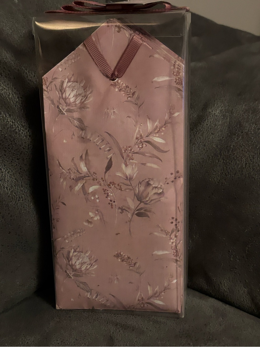 8 Floral Decorative Scented Sachets in Mauve - Home Accents